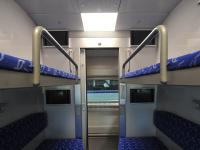 china-train-soft-sleeper-03.jpg
