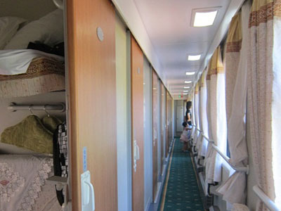 china-train-soft-sleeper-04.jpg
