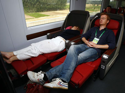 china-high-speed-railway-business-class-seat-01.jpg